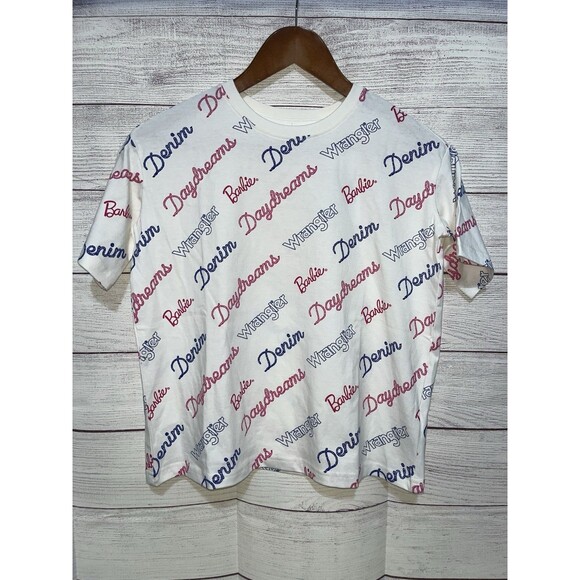 Size M Womens Juniors Wrangler Barbie Daydreams Shirt NWT - Picture 1 of 5